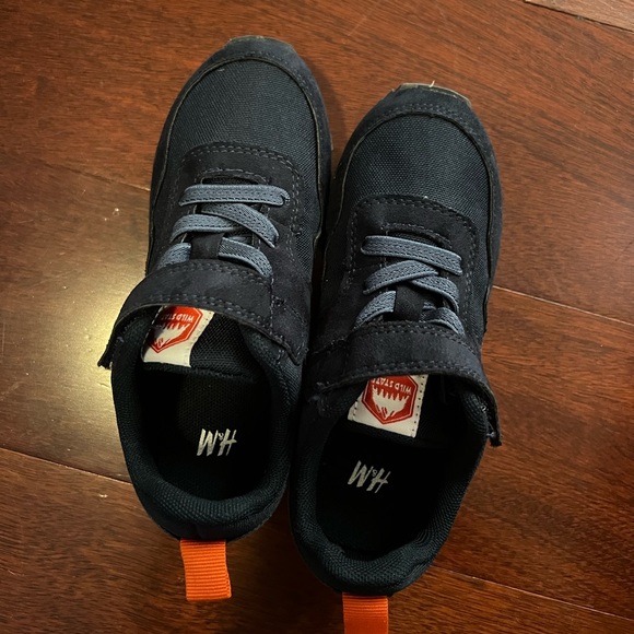 Navy H&M sneaker. New without tags. Size 28. - Picture 2 of 5